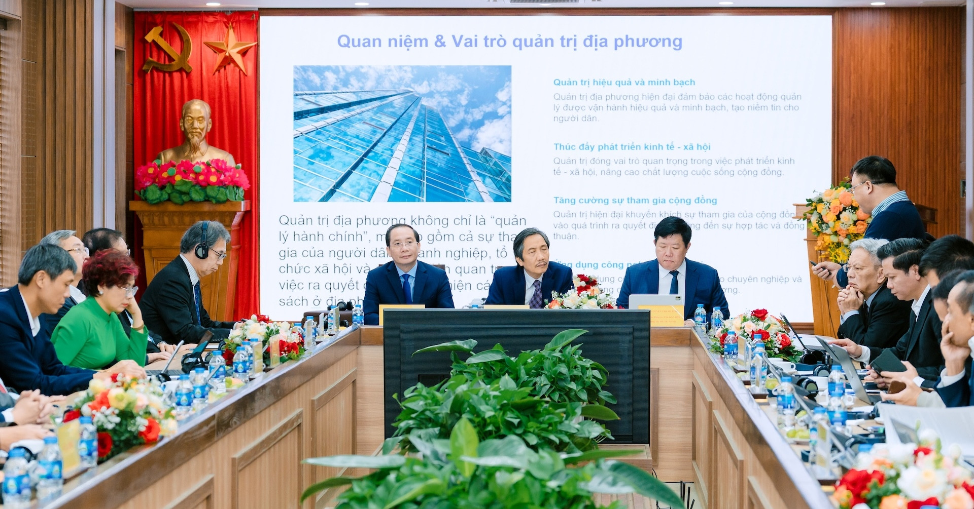 "Phân cấp rồi nhưng các phường muốn làm gì cũng...