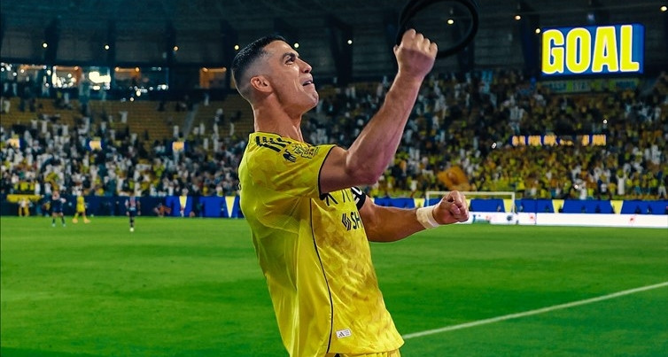 Ronaldo hóa người hùng, Al Nassr thắng ngược nghẹt thở