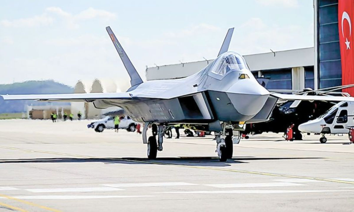 Tiêm kích KAAN.jpg