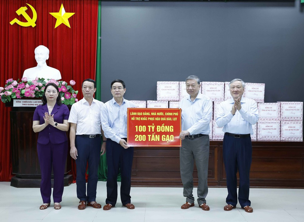 tổng bí thư 2.jpeg