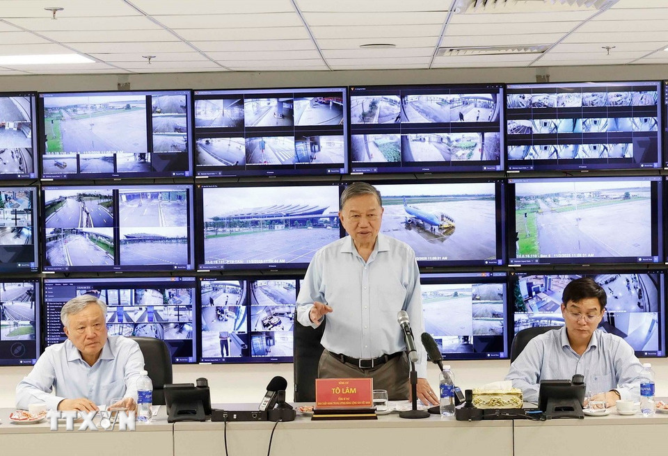 Tổng Bí thư Tô Lâm phát biểu tại cuộc làm việc với lãnh đạo Thành phố Huế. (Ảnh: Thống Nhất/TTXVN)