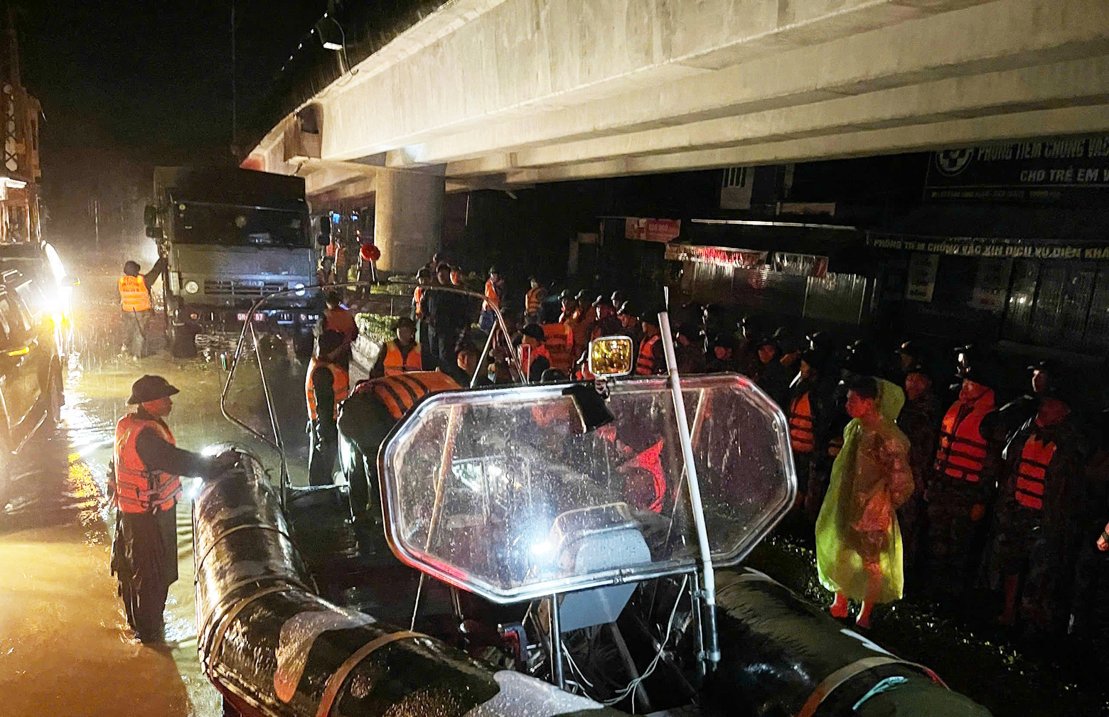 dac cong nuoc, hai quan (2).jpg