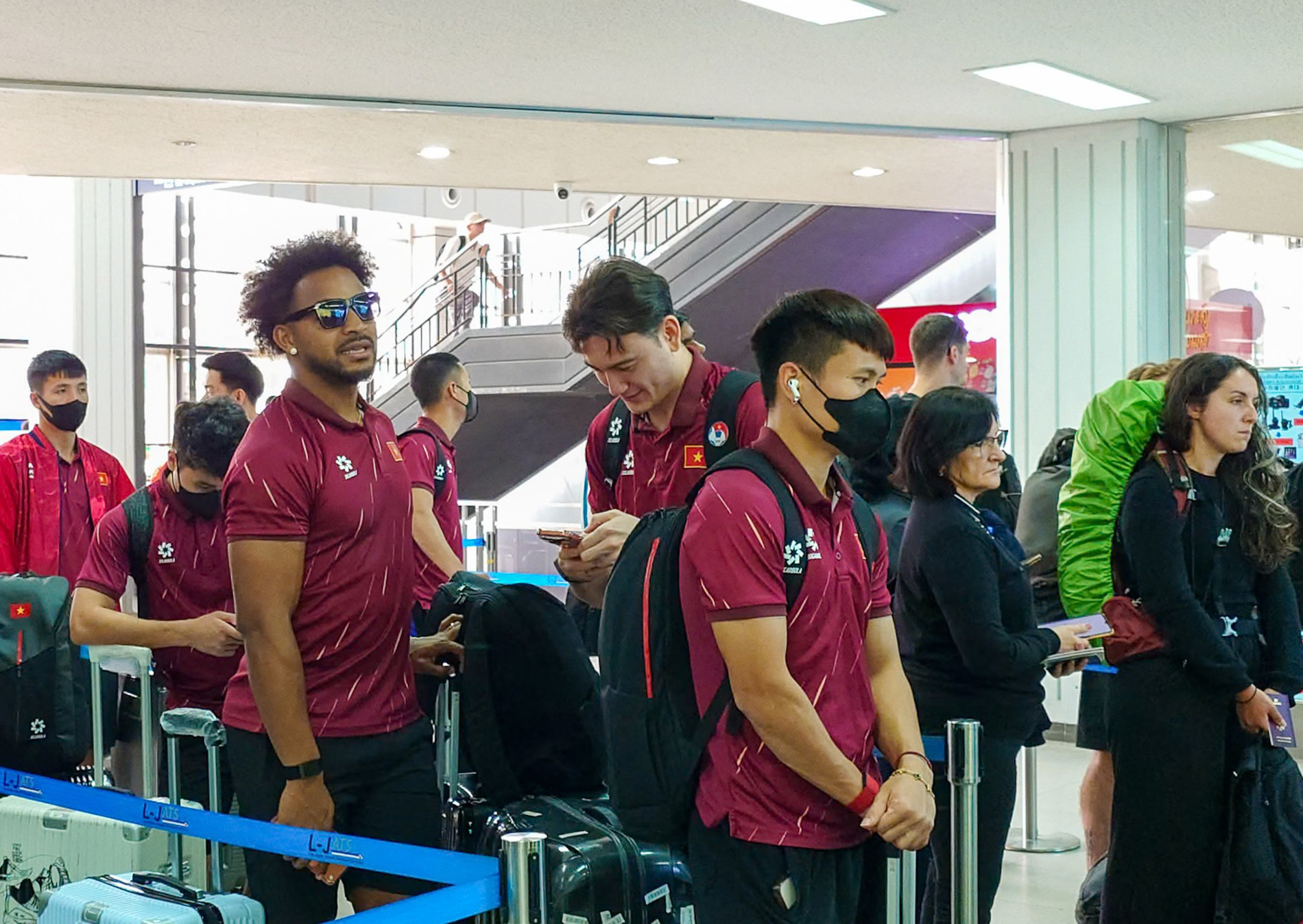 tuyen viet nam ve nuoc 1.jpg