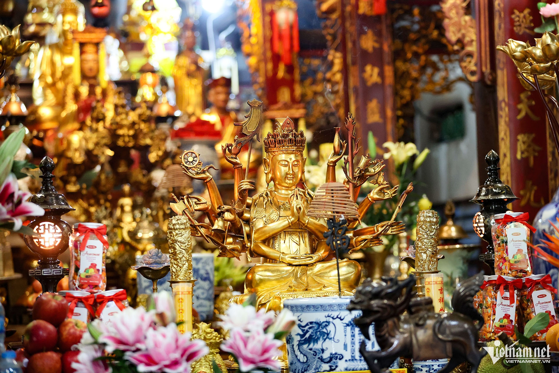 W-Chùa Một Cột 8.jpg