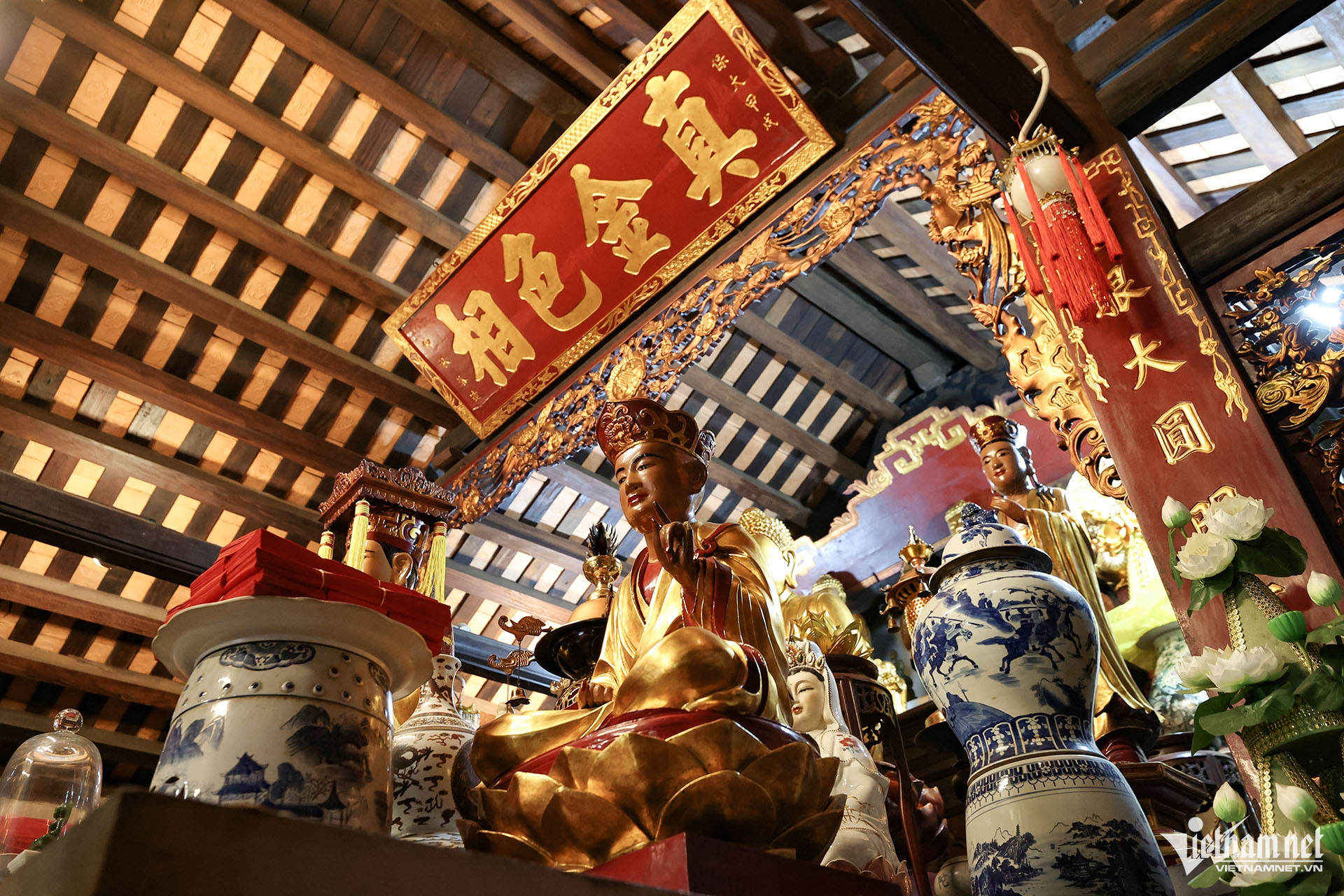 W-Chùa Một Cột 9.jpg