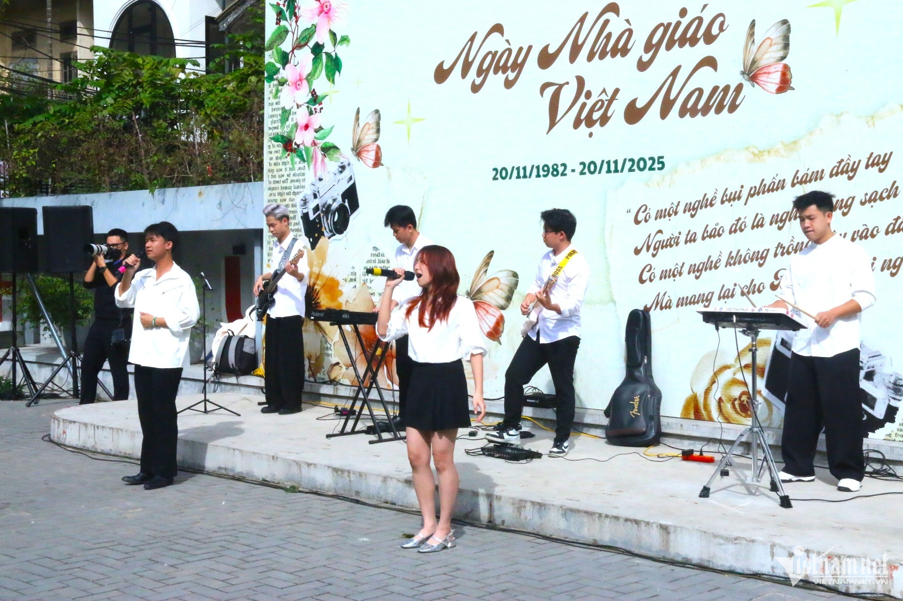 W-ngoại thương (2).JPG.jpg