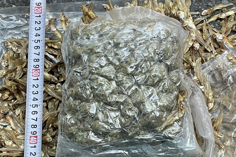 Lật tẩy thủ đoạn chuyển cần sa từ Thái Lan về Việt Nam, thu hơn 1 tấn tang vật