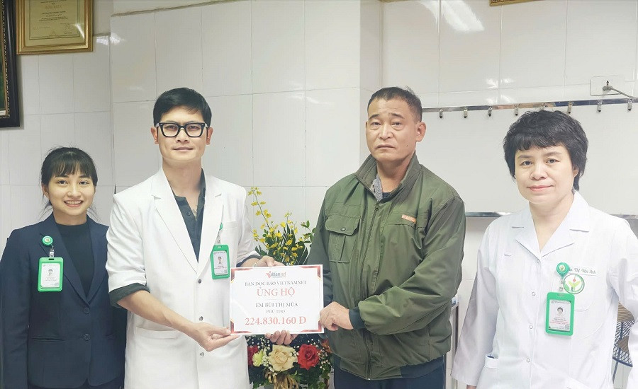 f86c1cef d7ac 4aaa a744 1381dcf68c9a.jpg