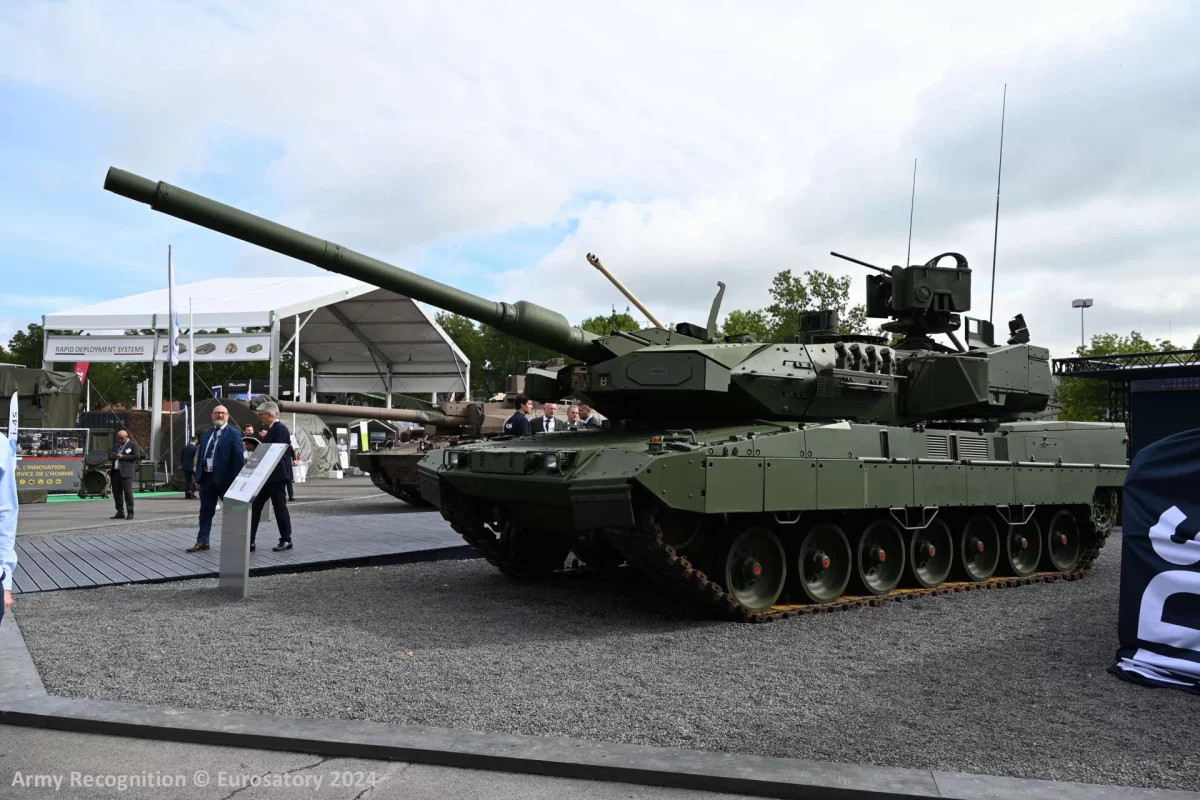 Leopard 2A8 Đức.jpg