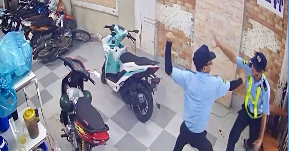 Nam bảo vệ quán hải sản nổi tiếng ở TP Cần Thơ bị đồng nghiệp đâm tử vong