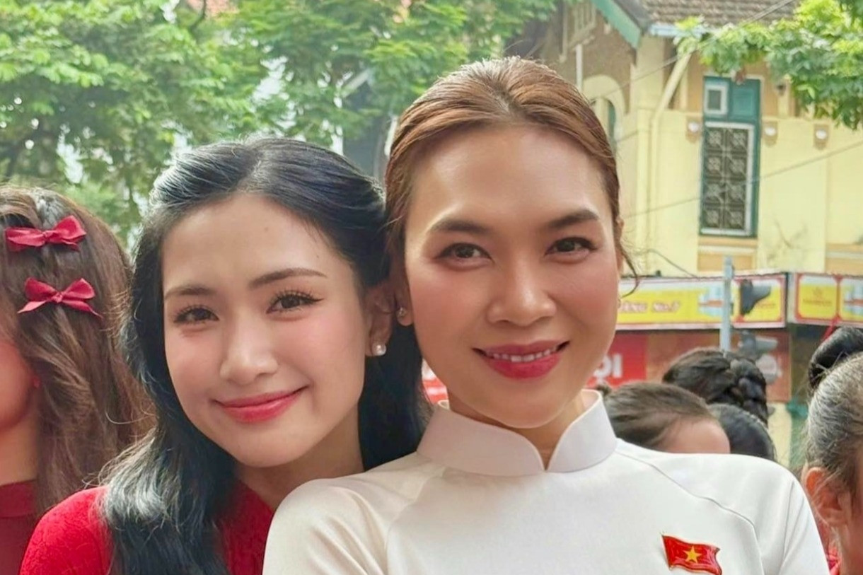 Nghĩa cử đẹp của Mỹ Tâm và Hòa Minzy