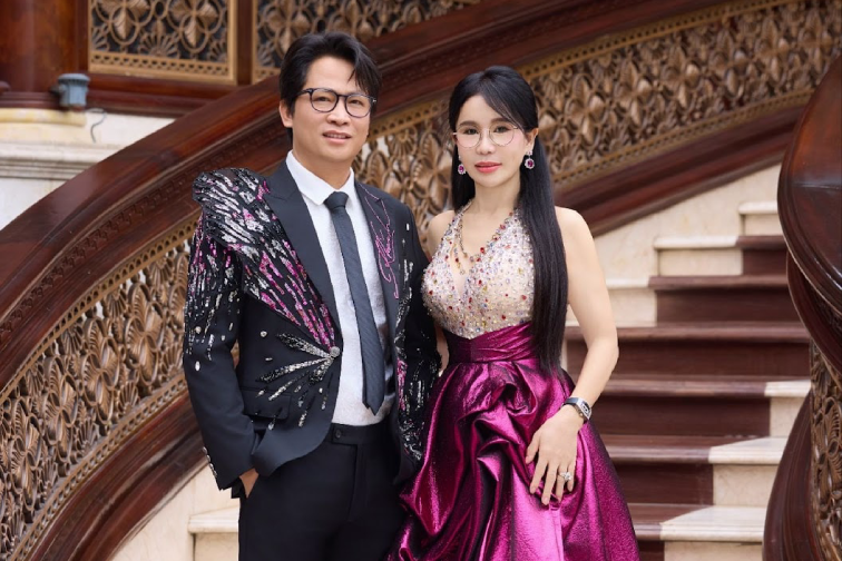 Trước khi bị bắt, Mailisa quảng cáo bán mỹ phẩm bằng container