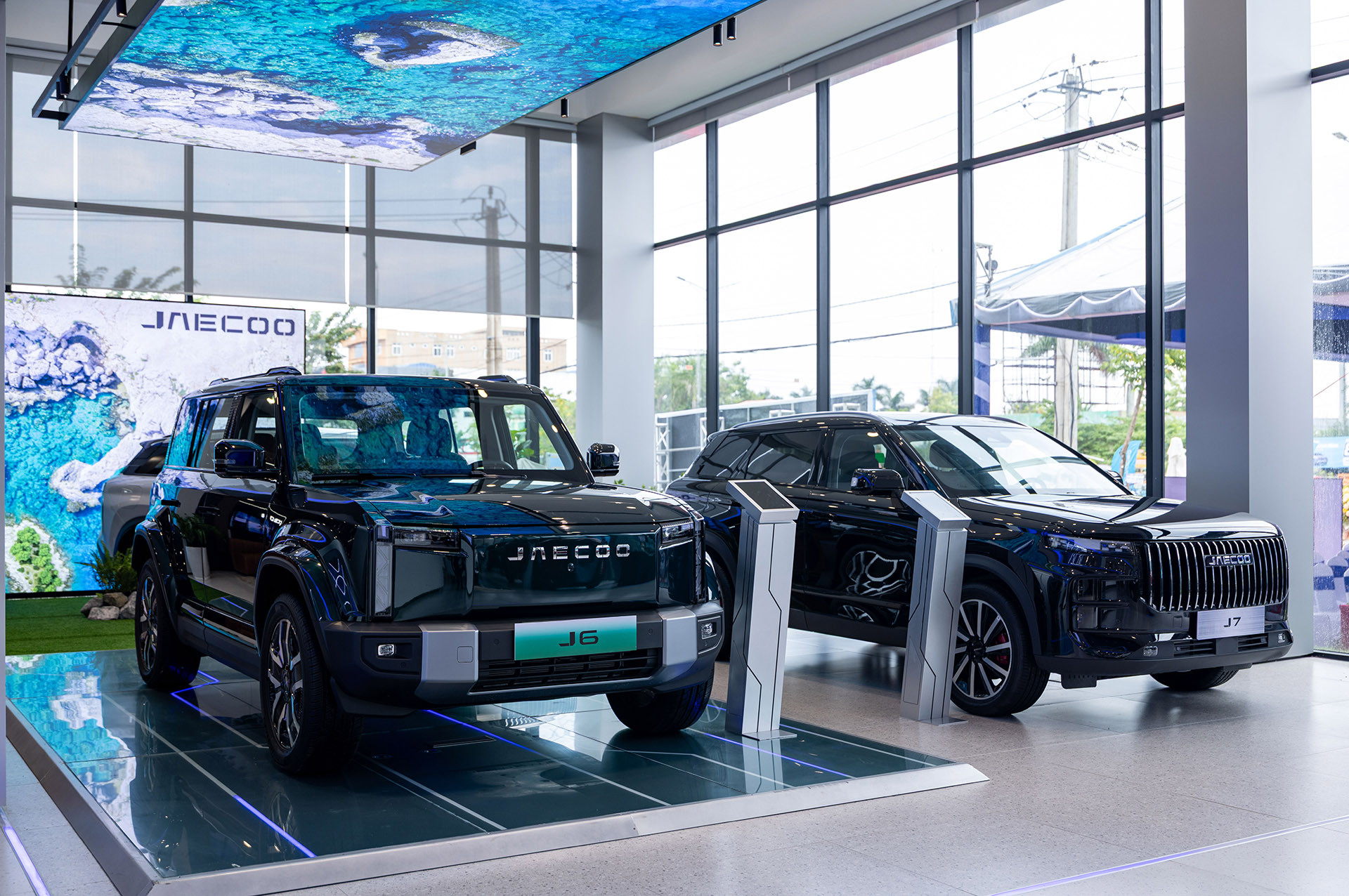 ANH 4  SHOWROOM OMODA.jpg