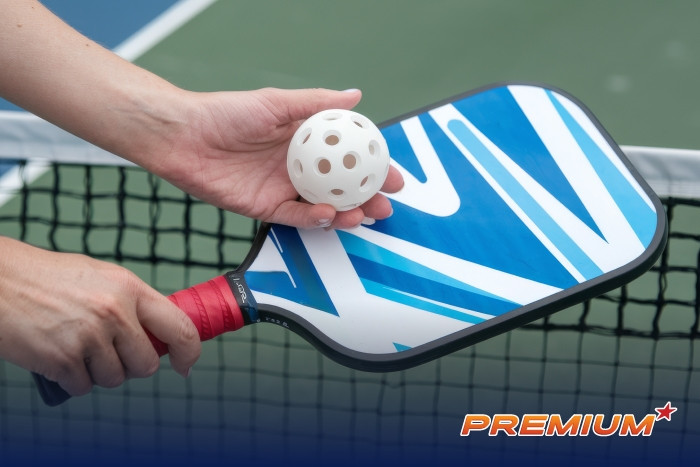 Người dùng mua hơn 1,4 triệu cây vợt pickleball trên các sàn thương mại điện tử