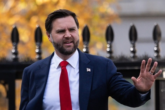 Phó Tổng thống Mỹ tuyên bố 'sốc' về Ukraine, Nga kiểm soát thêm 2 khu định cư