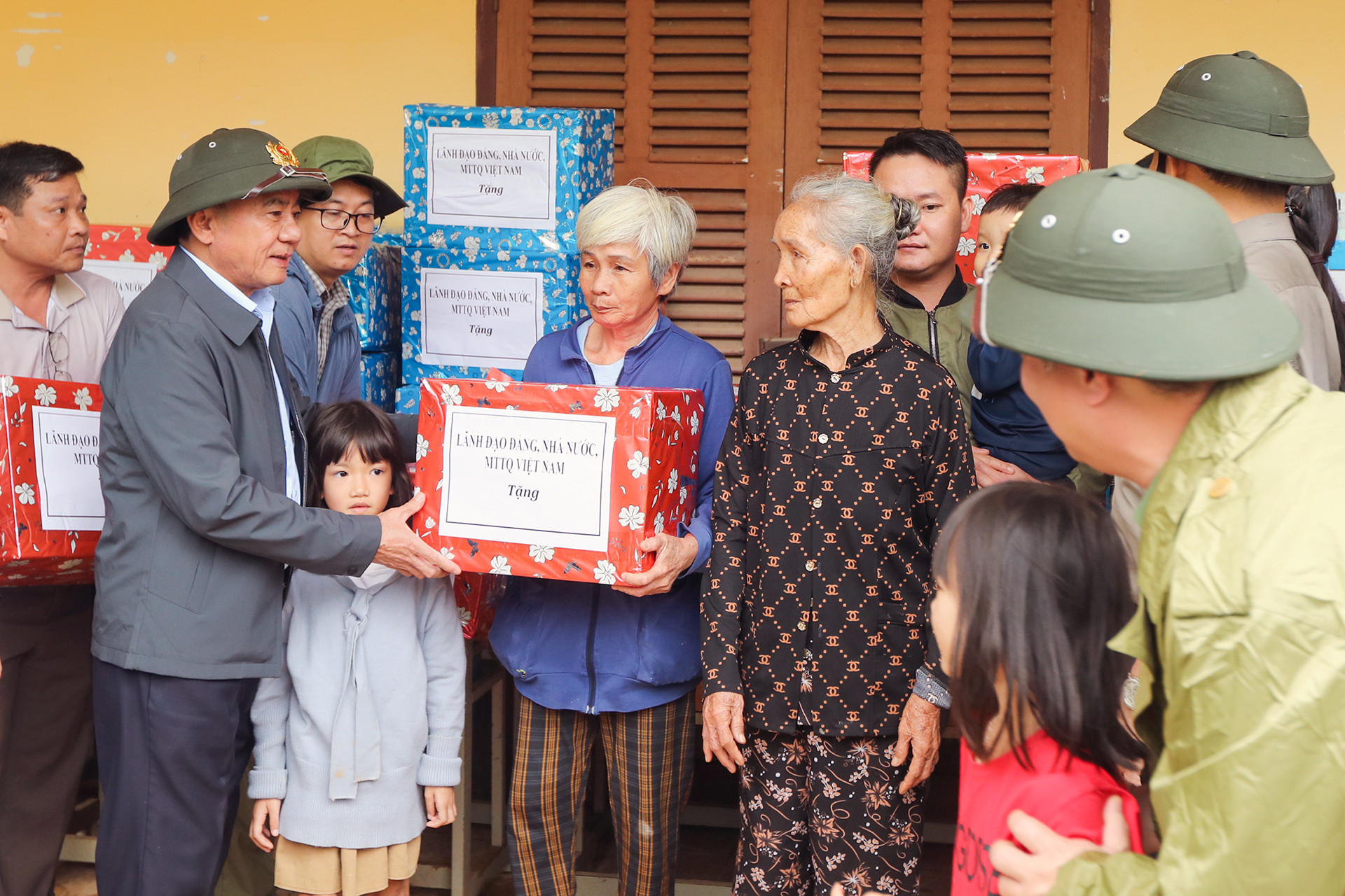 Thuong truc Ban Bi Thu  IMG_5096.jpg