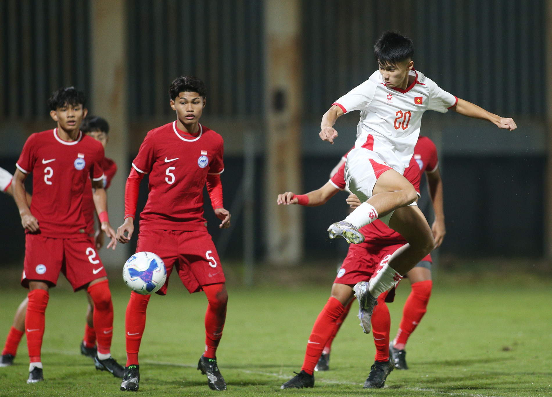 u17 viet nam 10.JPG