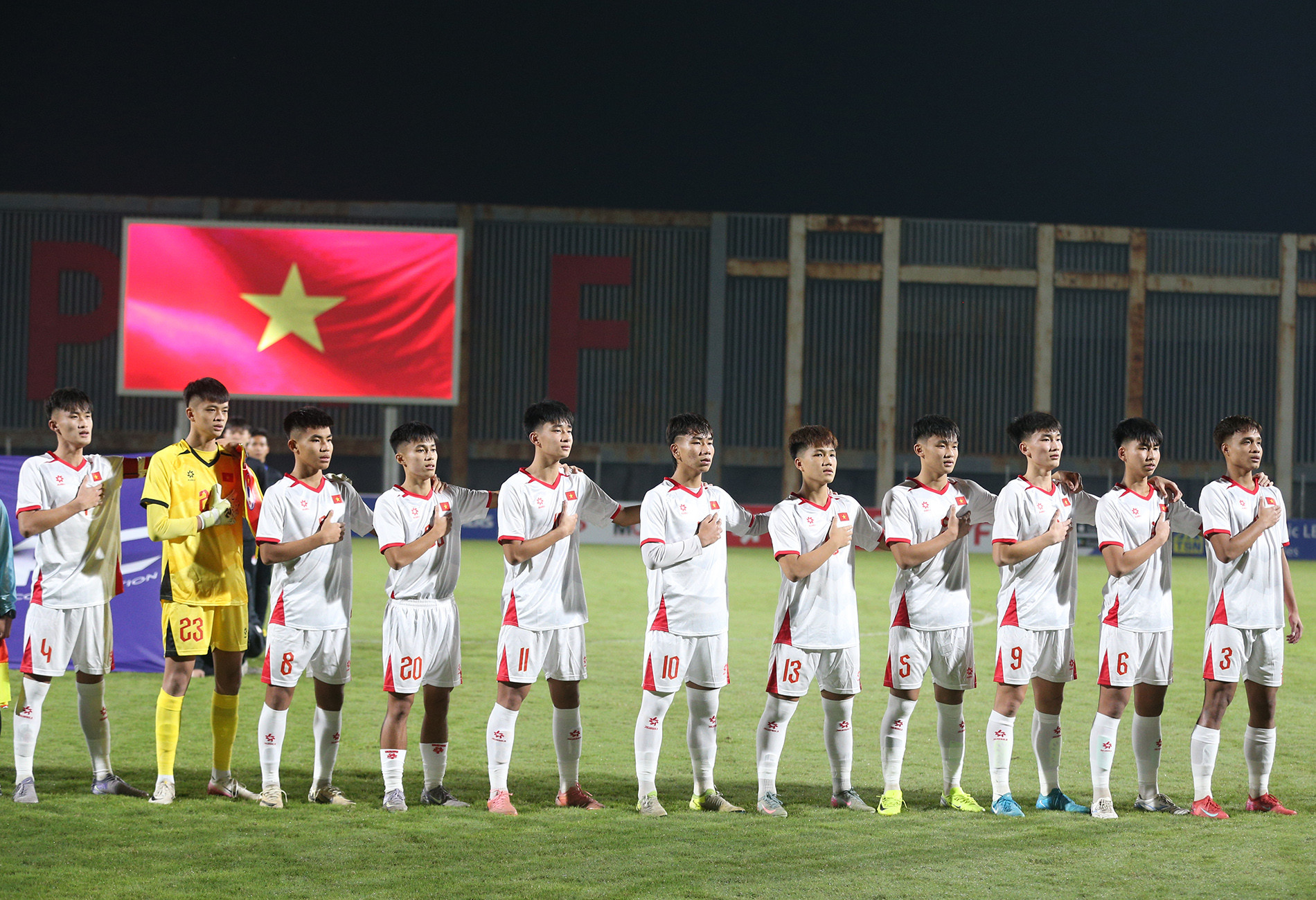 u17 viet nam 13.JPG