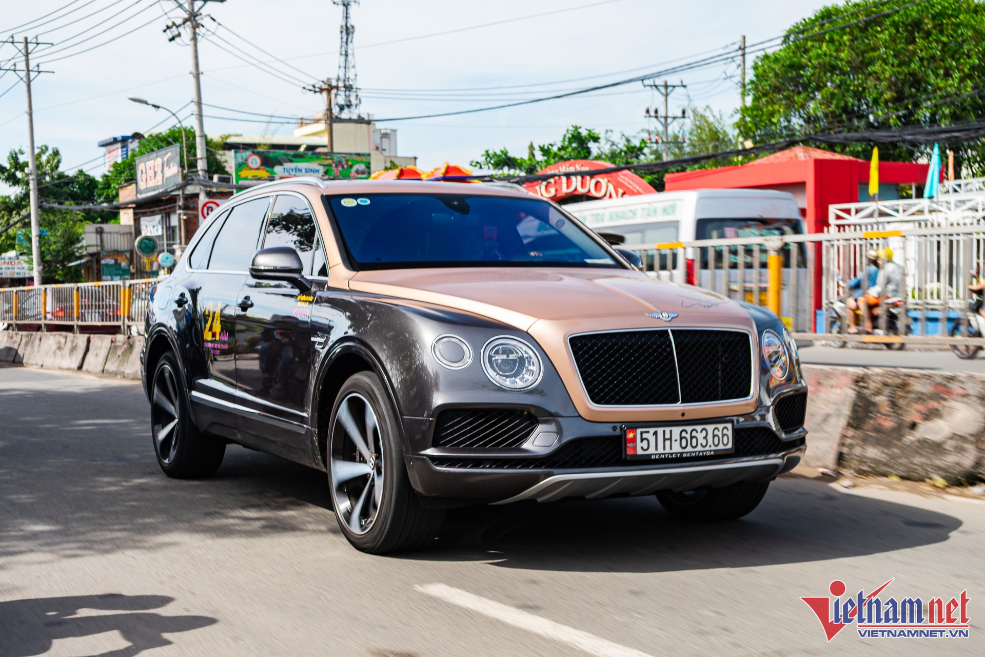 W-hkk sieu xe 10.JPG.jpg