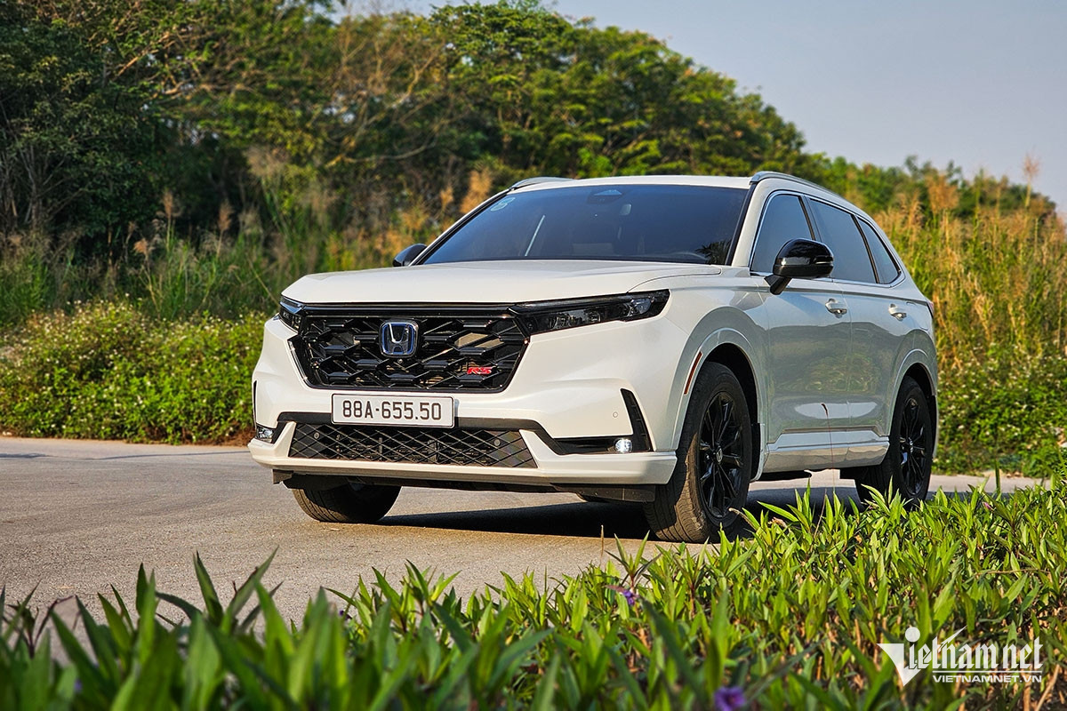 W-Honda CR V HEV 1.jpg