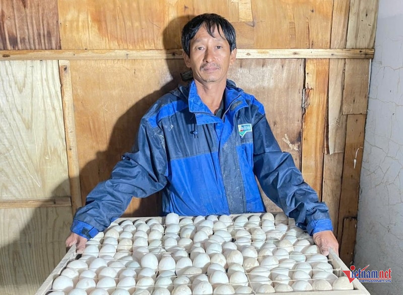 W-Khốn đốn sau lũ 4.jpg