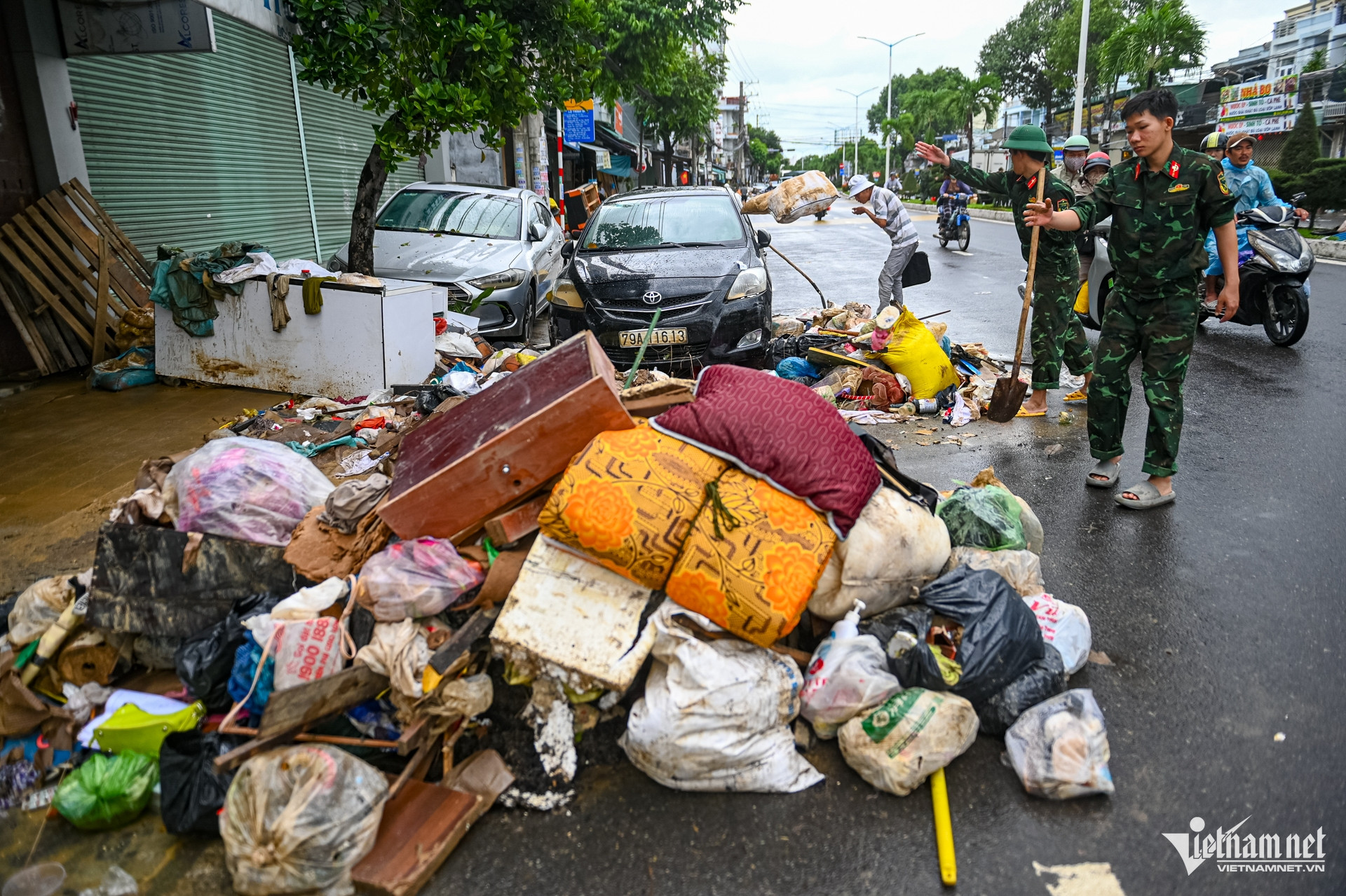 W-ngập lụt nha trang 15.jpg
