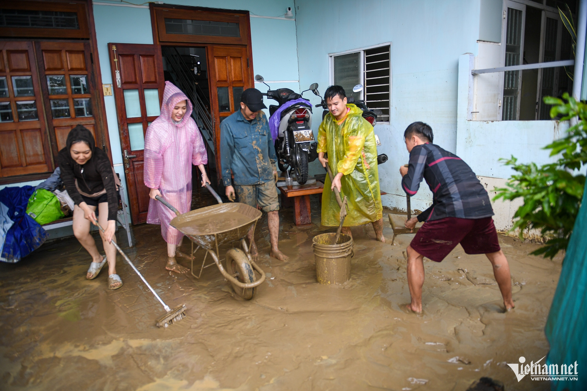 W-ngập lụt nha trang 28.jpg