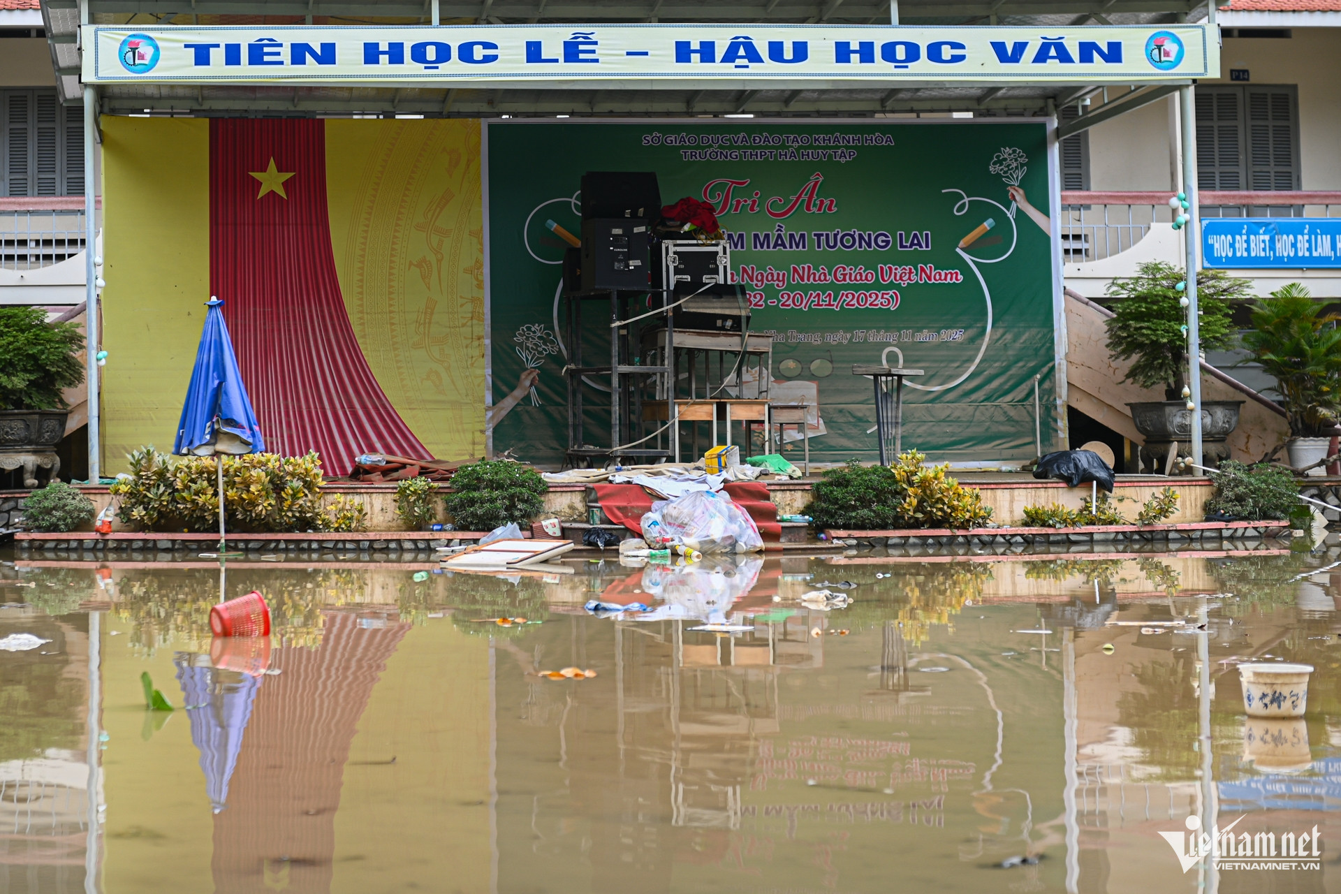 W-ngập lụt nha trang 5.jpg