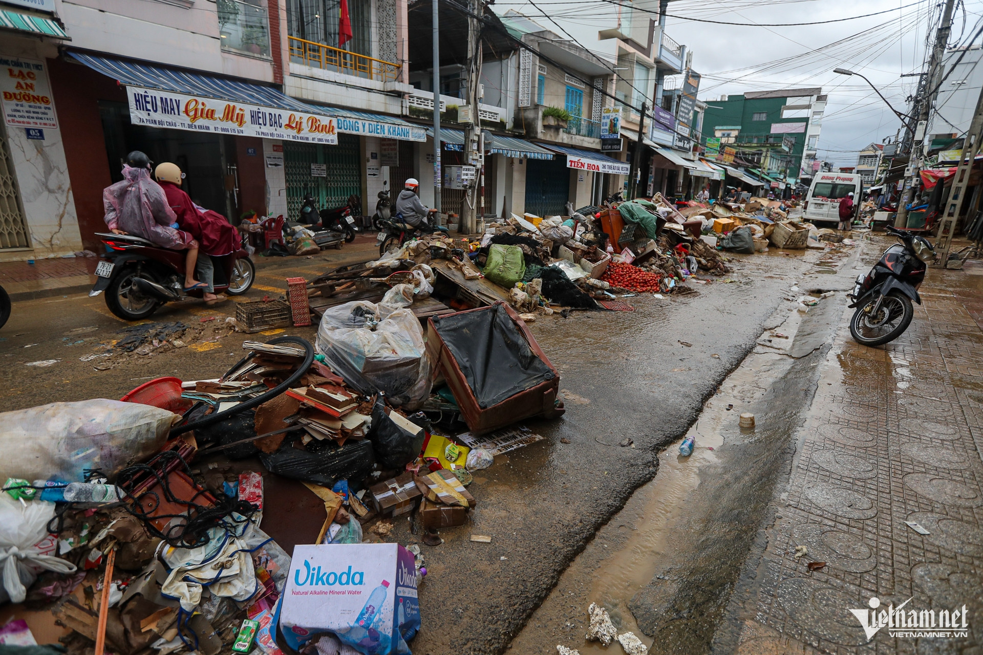 W-ngập lụt nha trang 8.jpg