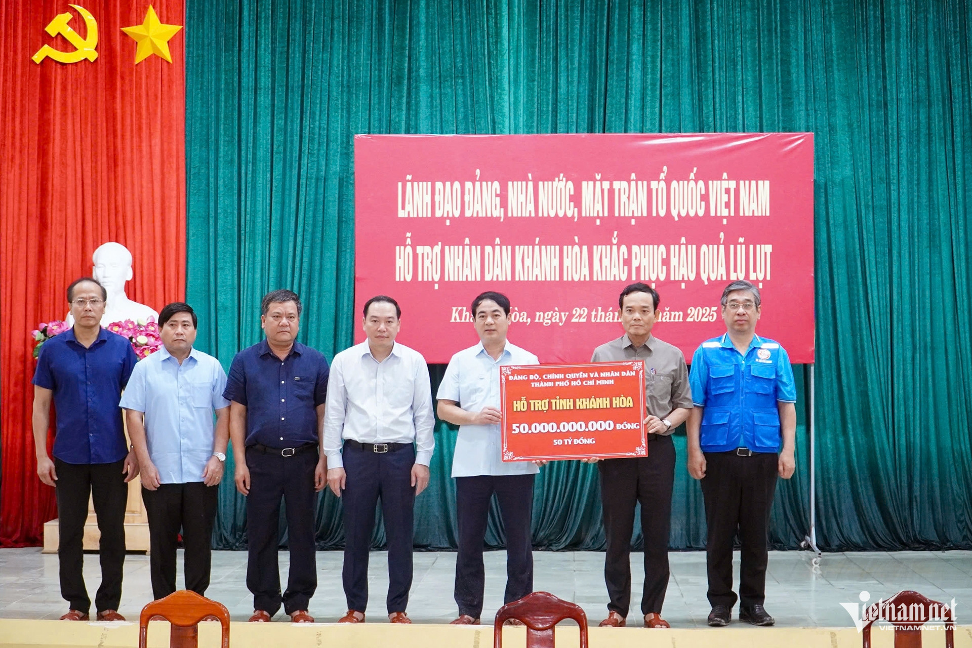 W-Ong Tran Luu Quang   2.jpg