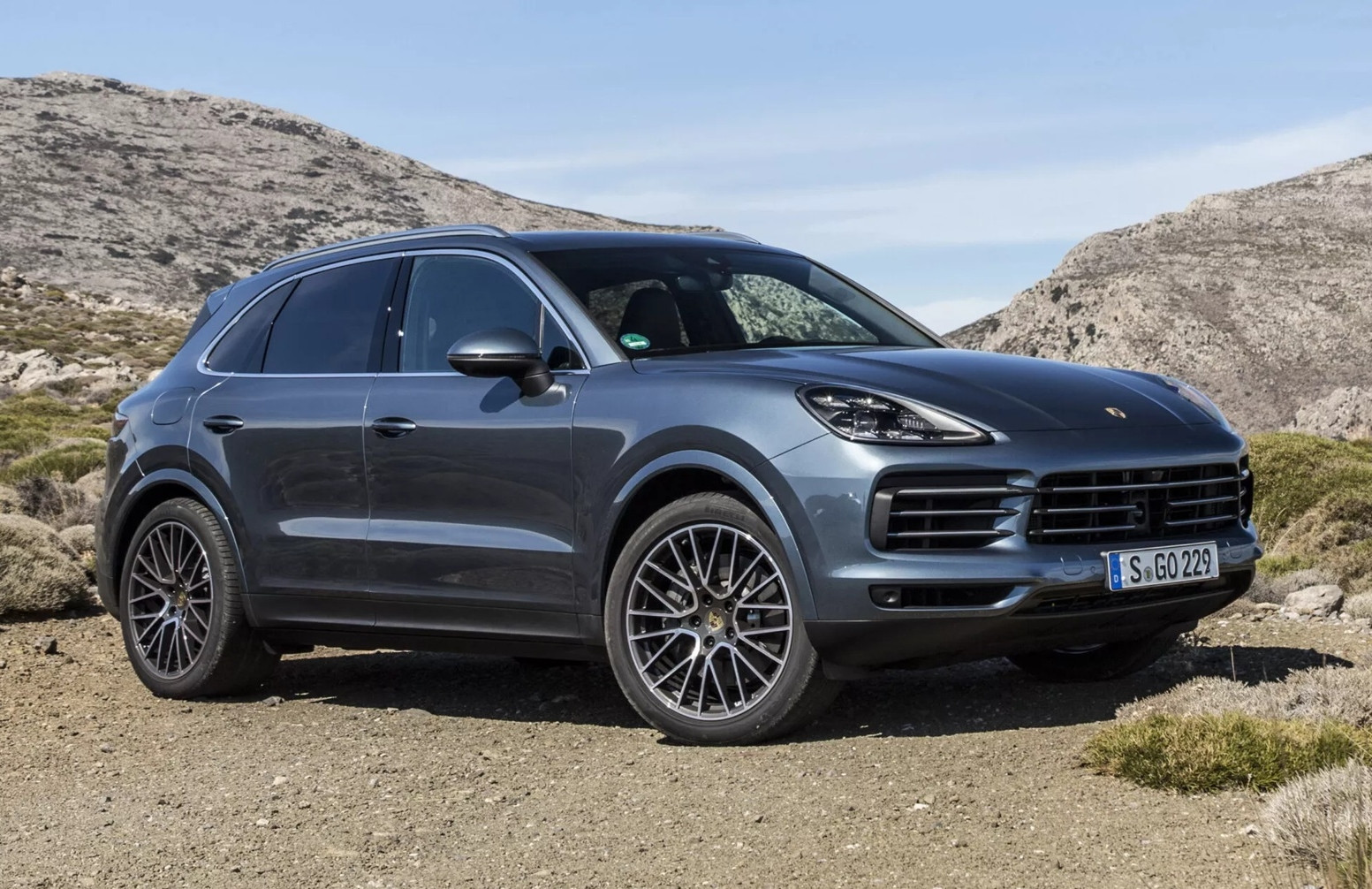 Chủ xe sang Porsche sốc với hóa đơn sửa chữa lên tới cả tỷ đồng, sự thật khó ngờ