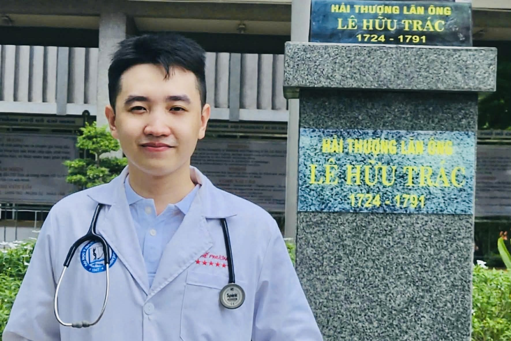 Lối rẽ của nam sinh tốt nghiệp loại giỏi Y khoa ĐH Y Dược TPHCM sau cú trượt nội trú