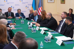 Mỹ-EU-Ukraine họp bàn về kế hoạch hòa bình, ông Trump rút ngắn hạn chót cho Kiev