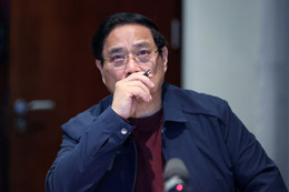 Từ Nam Phi, Thủ tướng chủ trì cuộc họp trực tuyến về khắc phục hậu quả mưa lũ