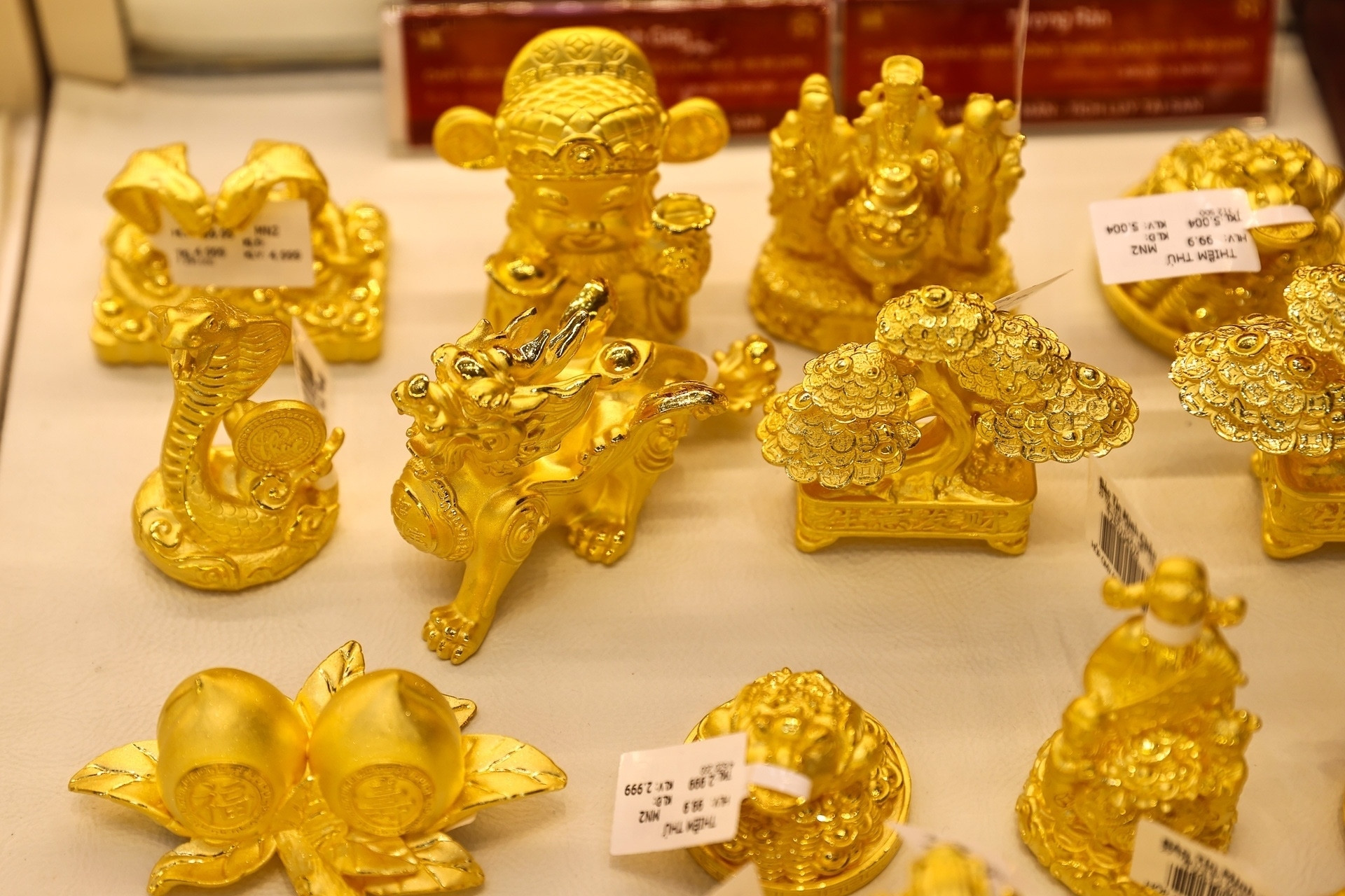 Giá vàng hôm nay 24/11/2025 trụ vững mốc trên 150 triệu đồng/lượng