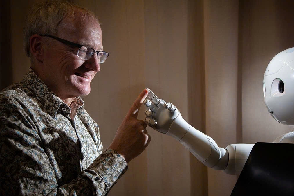 Các nhà tiên phong AI bàn về đạo đức và an toàn tại Tọa đàm VinFuture 2025