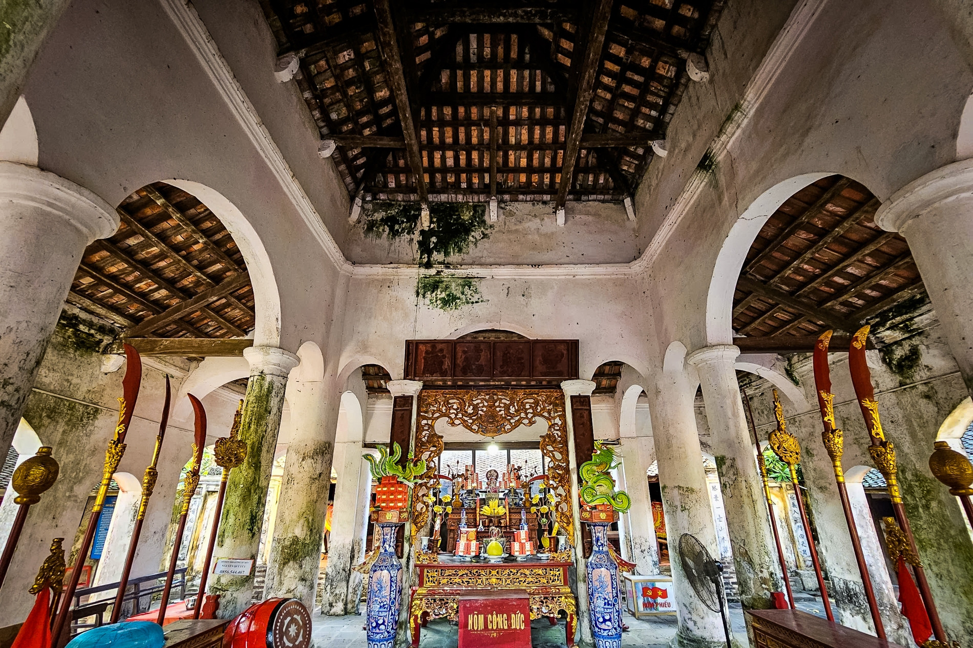 Di tích quốc gia đặc biệt đền Xám đang xuống cấp nghiêm trọng