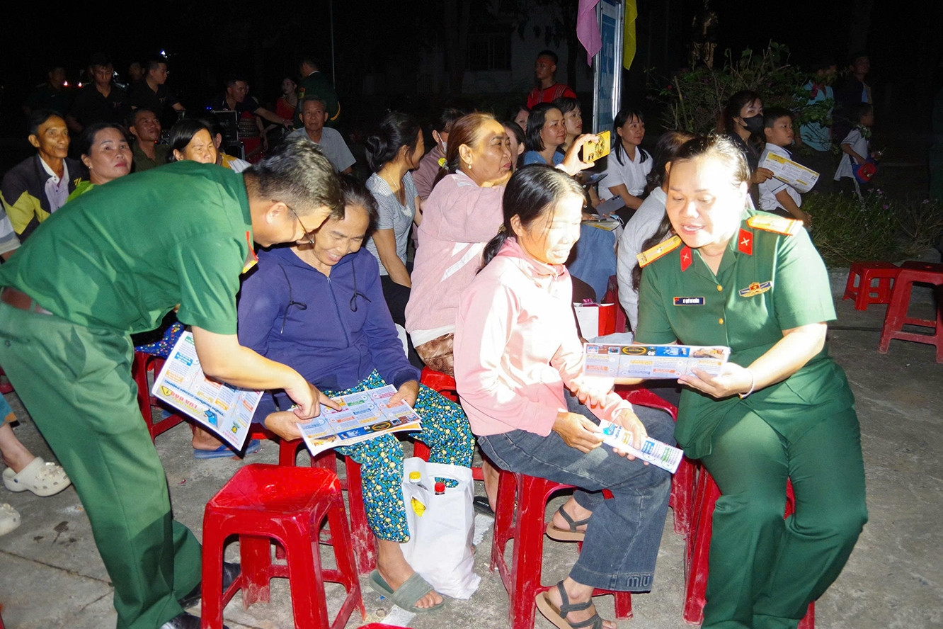 Nâng cao hiểu biết pháp luật cho người dân biên giới