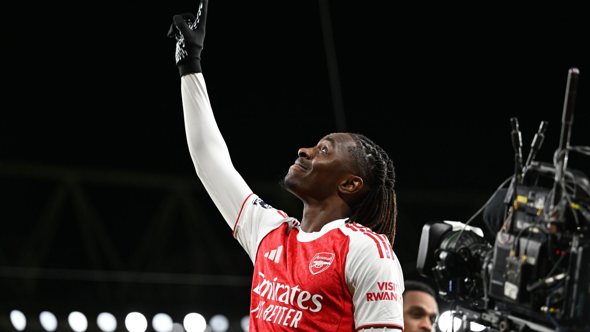 resources_premierleague_pulselive_com 2025 11 23T180712Z_751906642_UP1ELBN1EBZXV_RTRMADP_3_SOCCER ENGLAND ARS TOT.jpg