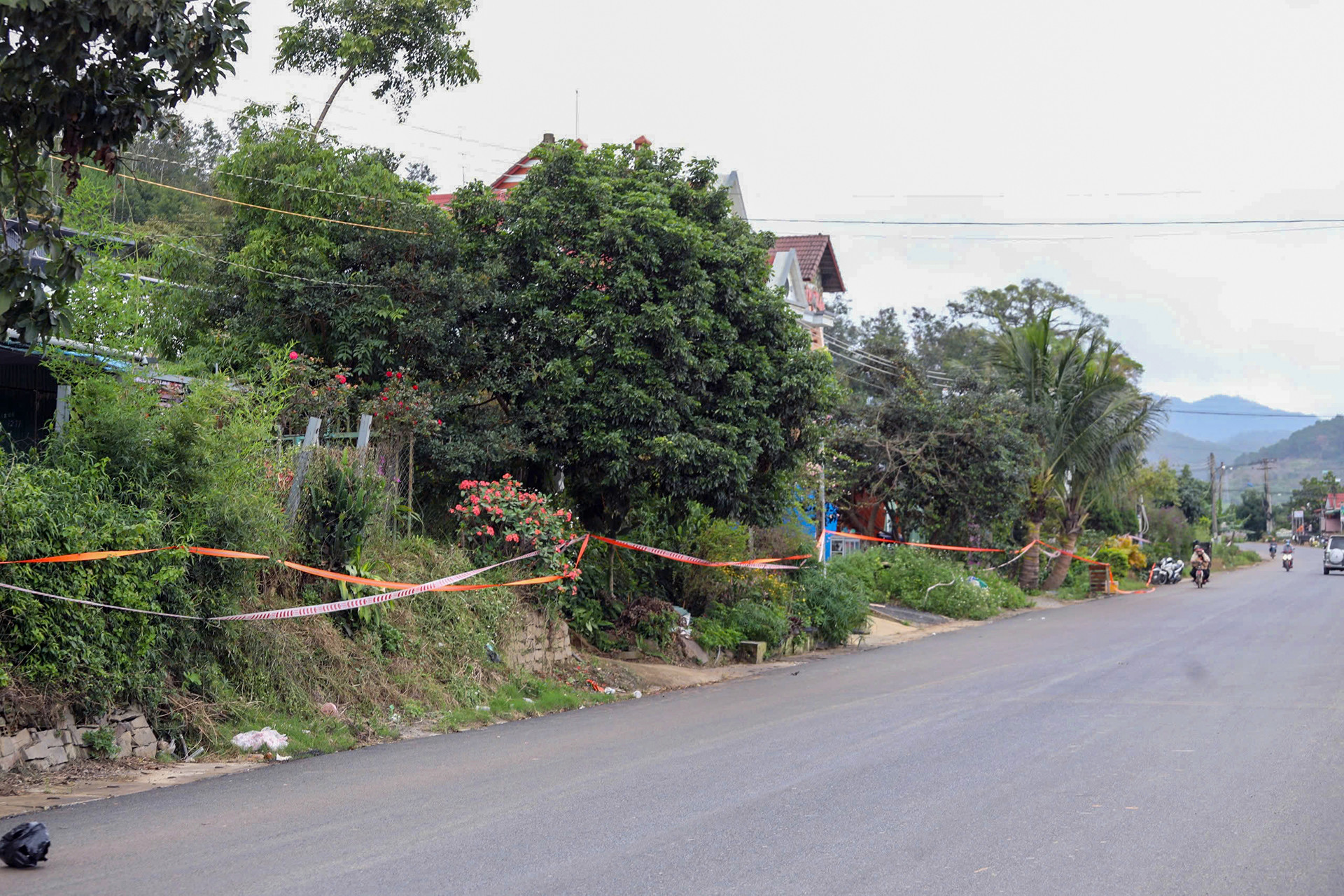 sat lo Lam Dong 2.jpg