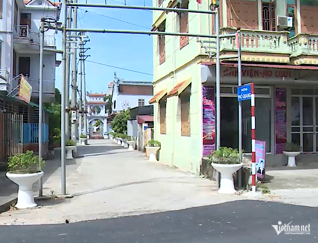 W-NTM Dan Phuong.png