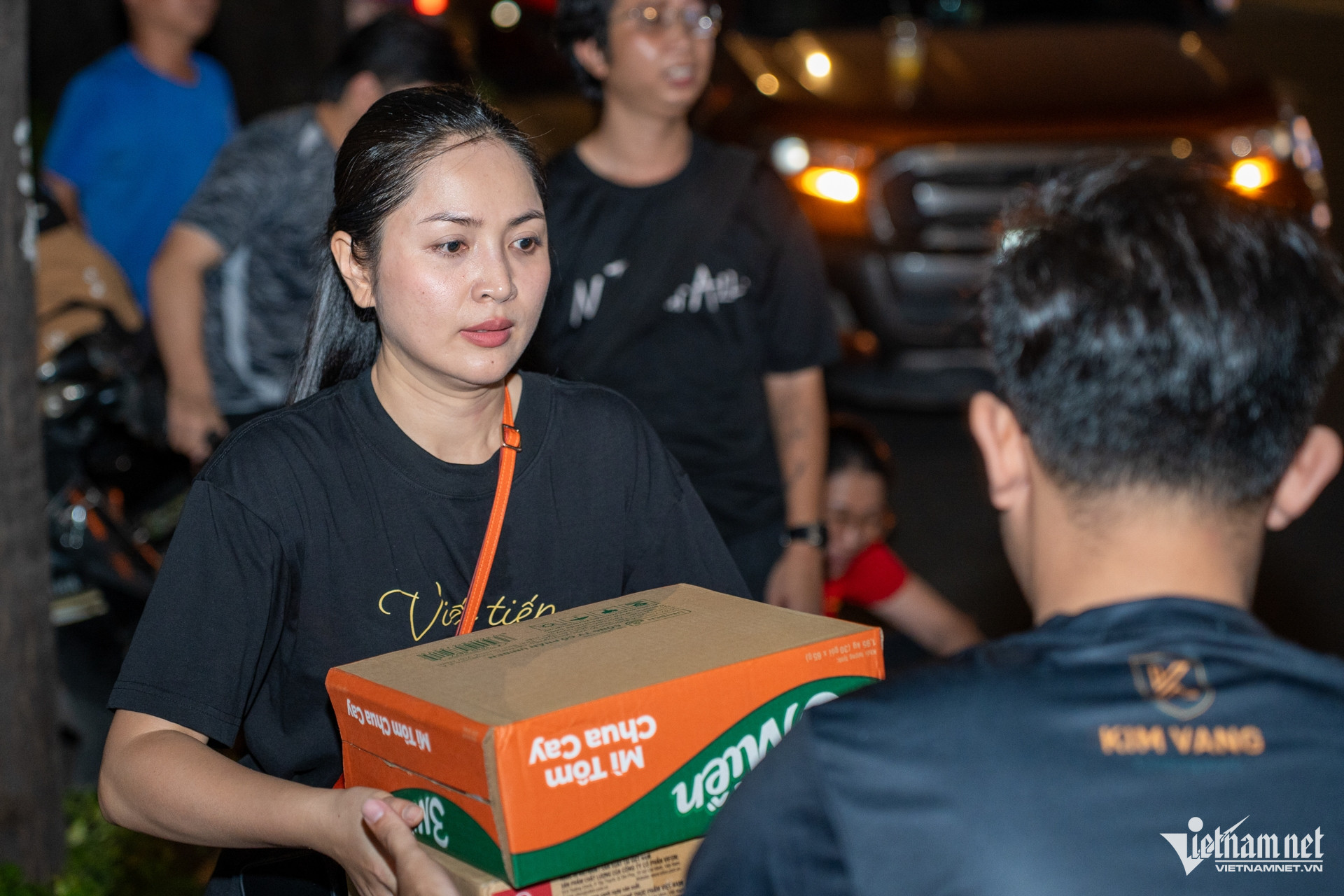 W-TPHCM ủng hộ mưa lũ 14.jpg