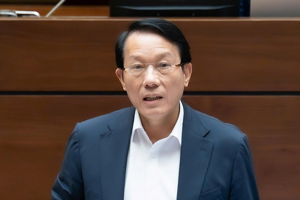 Bộ Công an giới thiệu vòng đeo tay hỗ trợ giám sát người cai nghiện ma túy