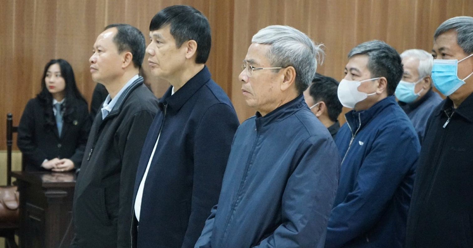 Dàn cựu cán bộ, doanh nhân Thanh Hóa sai phạm l...