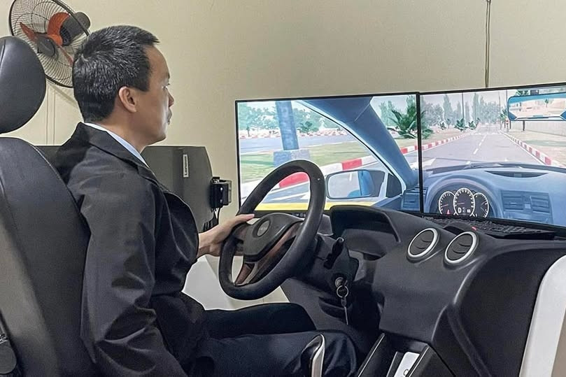 Người dân ủng hộ đề xuất bỏ bài thi mô phỏng khi sát hạch lái xe