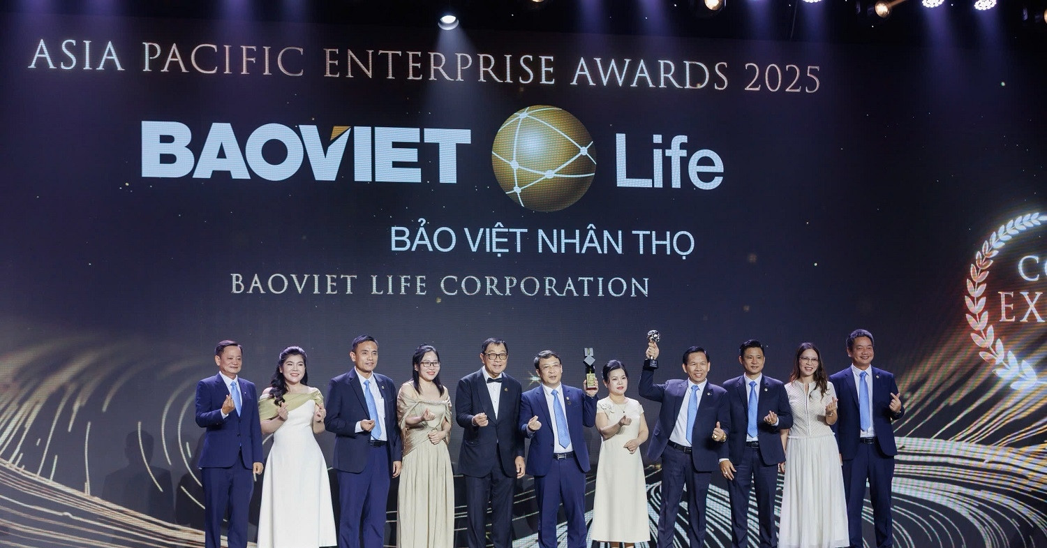 Bảo Việt Nhân thọ nhận cú đúp giải thưởng quốc tế