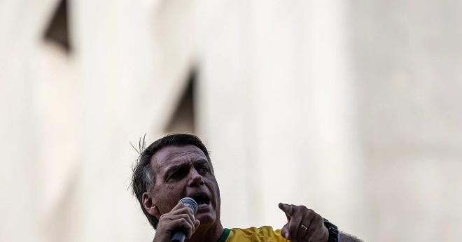 Cựu Tổng thống Brazil bắt đầu thụ án 27 năm tù giam