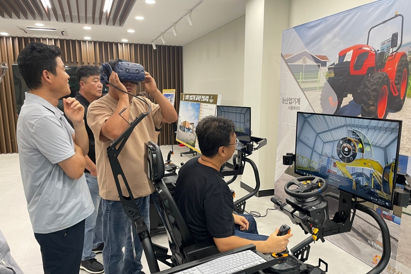 Doanh nghiệp Hàn Quốc ra mắt giải pháp đào tạo thực tế ảo ở thị trường Việt Nam