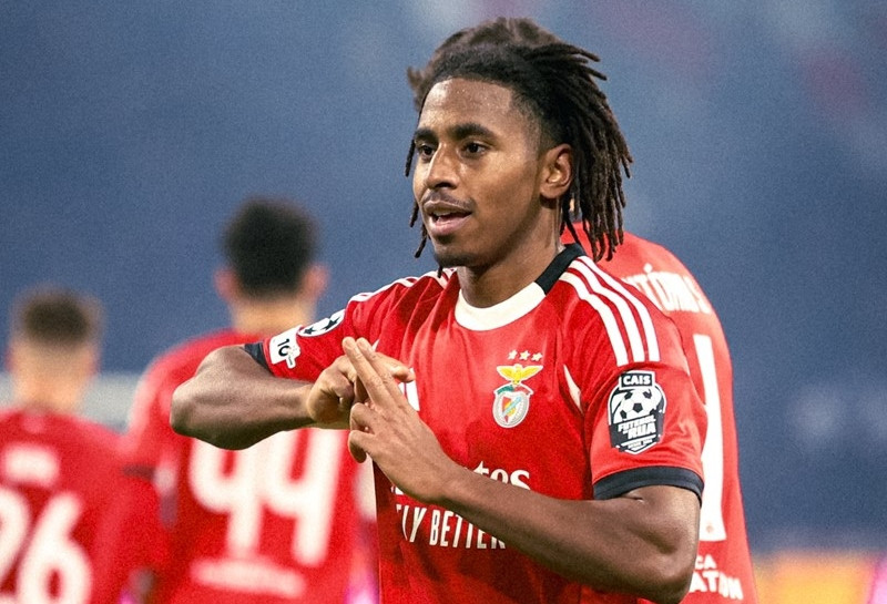 HLV Mourinho ra tay, Benfica có chiến thắng đầu tiên ở Champions League