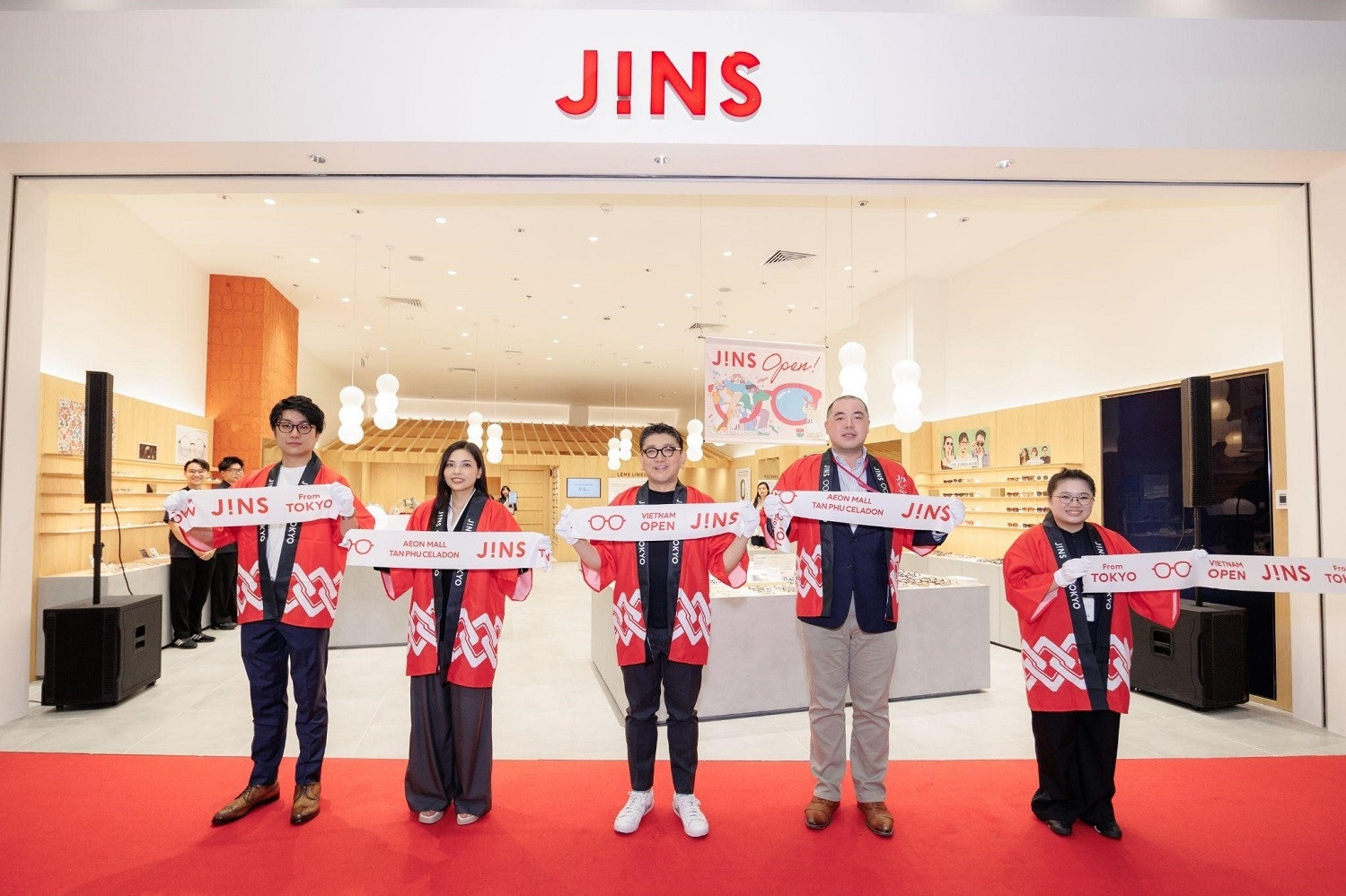 JINS khai trương 2 cửa hàng mới tại AEON Mall